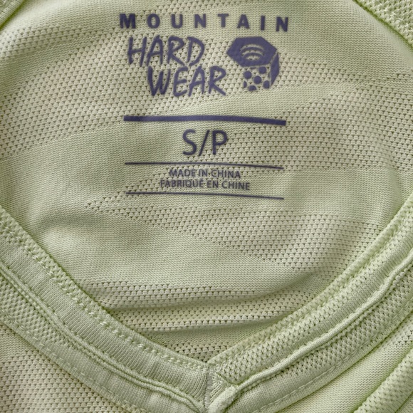 Mountain Hardwear tank - Picture 3 of 4